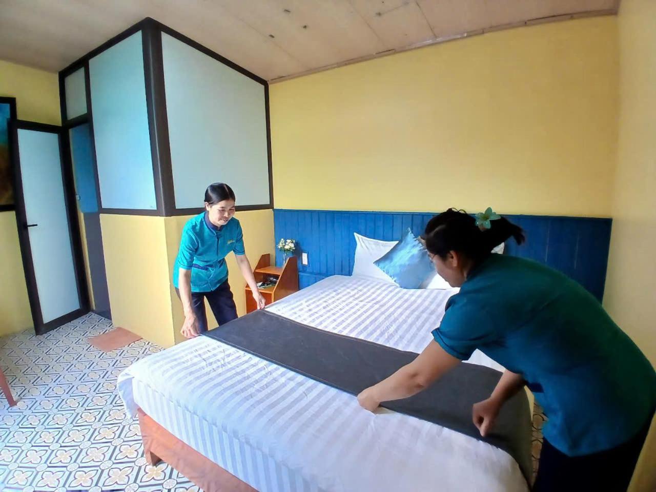 Catba Papillon Garden Bungalows & Resort Hien Hao Esterno foto