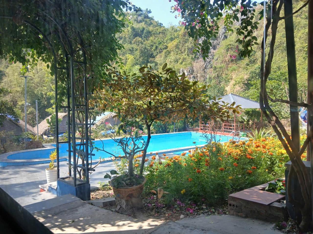 Catba Papillon Garden Bungalows & Resort Hien Hao Esterno foto